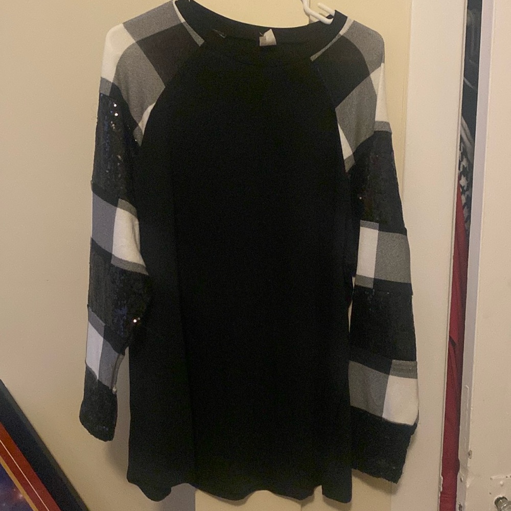 Black plaid sparkle long sleeve